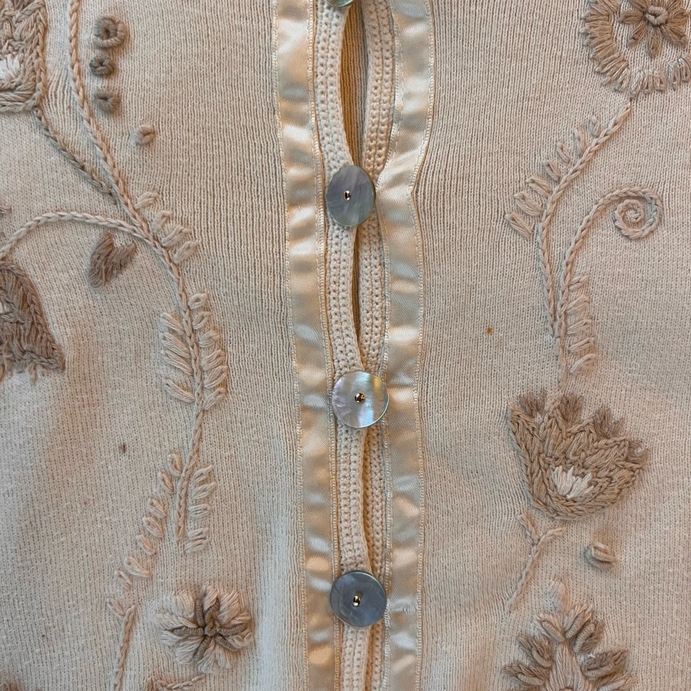 Icelandic Design Button Front Pattern Cardigan - image 8